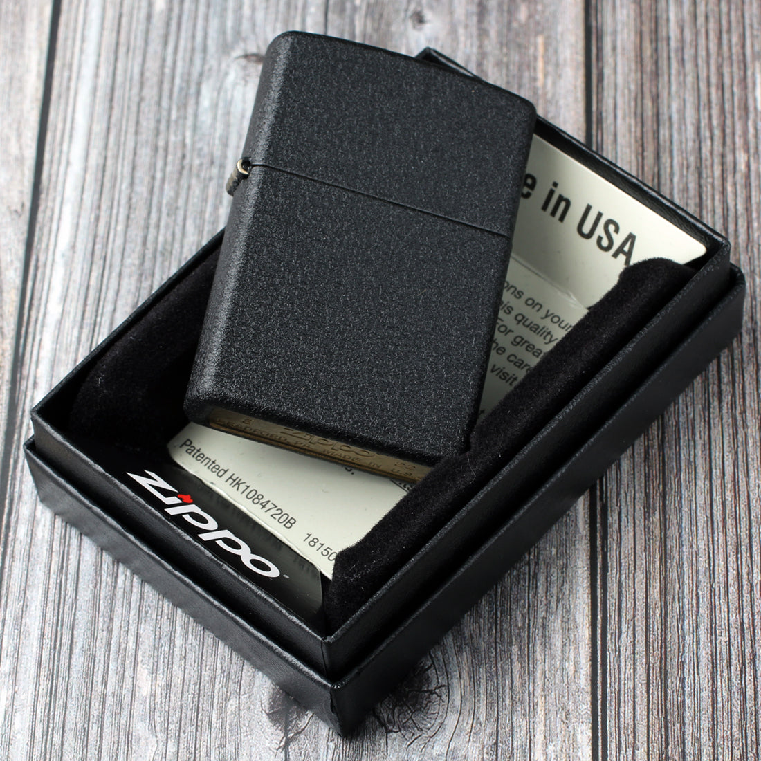 Zippo 236 – Timeless Black Crackle for Groomsmen or Collectors