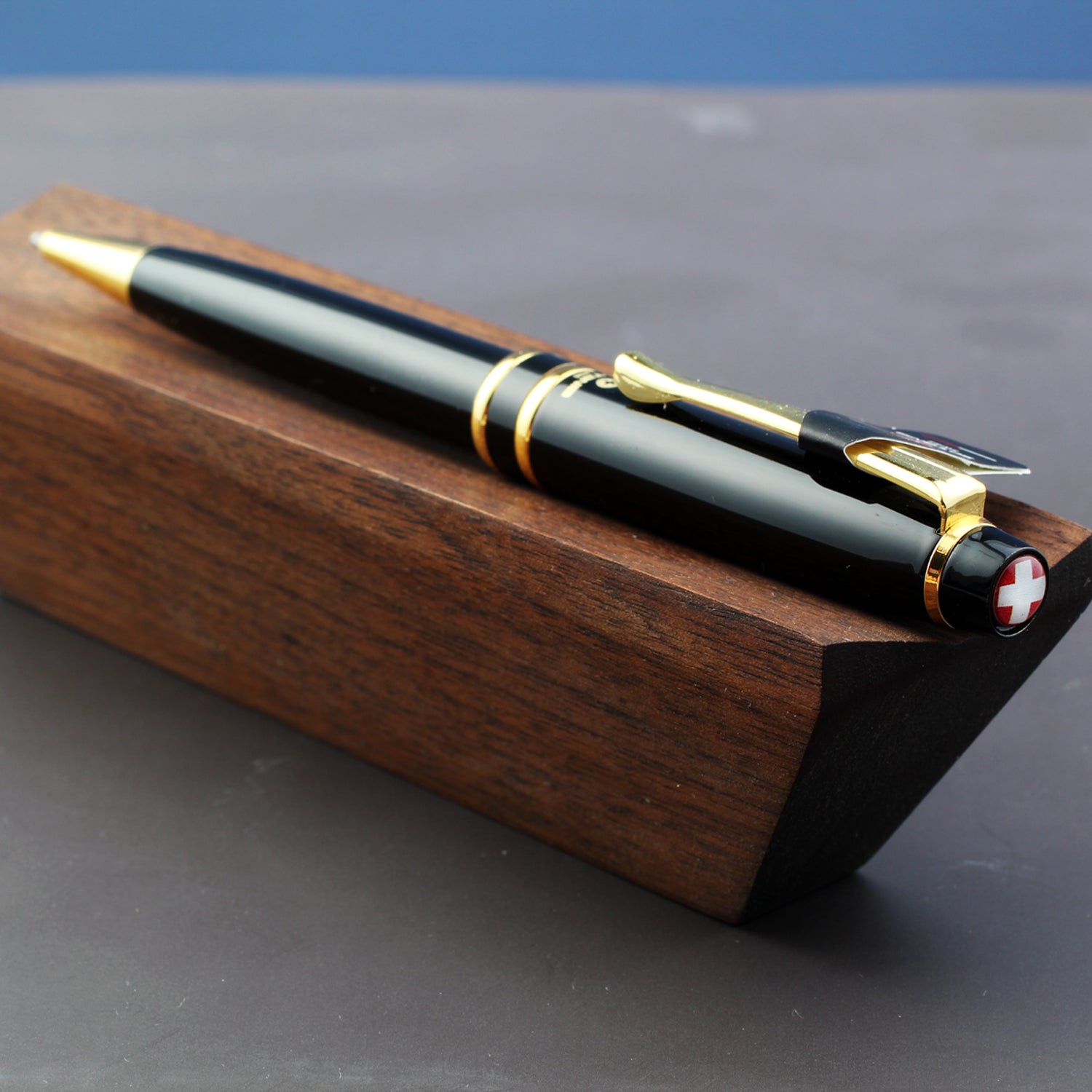 custom-slideshow-image-mobile-block_7Q7LHd